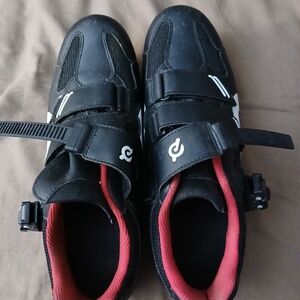 PELOTON CYCLE SHOES SIZE 44